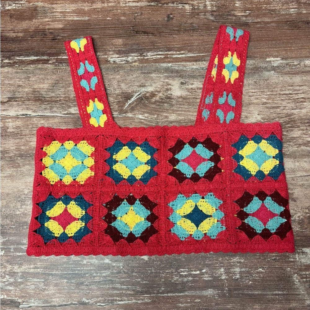 Witty Fox | EUC Cottagecore Boho Crochet Grandma Square Crop Top, Small